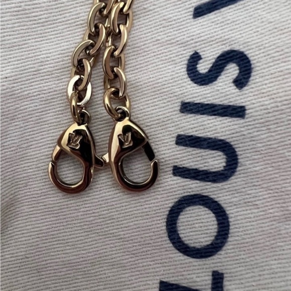 Louis Vuitton Monogram Félicie Pochette - Picture 3 of 10